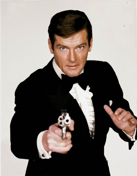 Roger Moore, nejpilnější
Bond, slaví 85. narozeniny