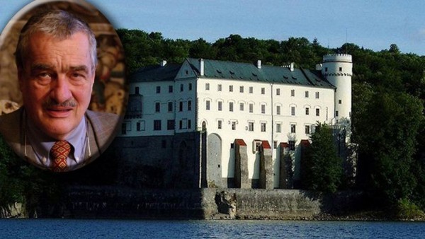 Volební úspěch Schwarzenberga
by byl největším v historii rodu