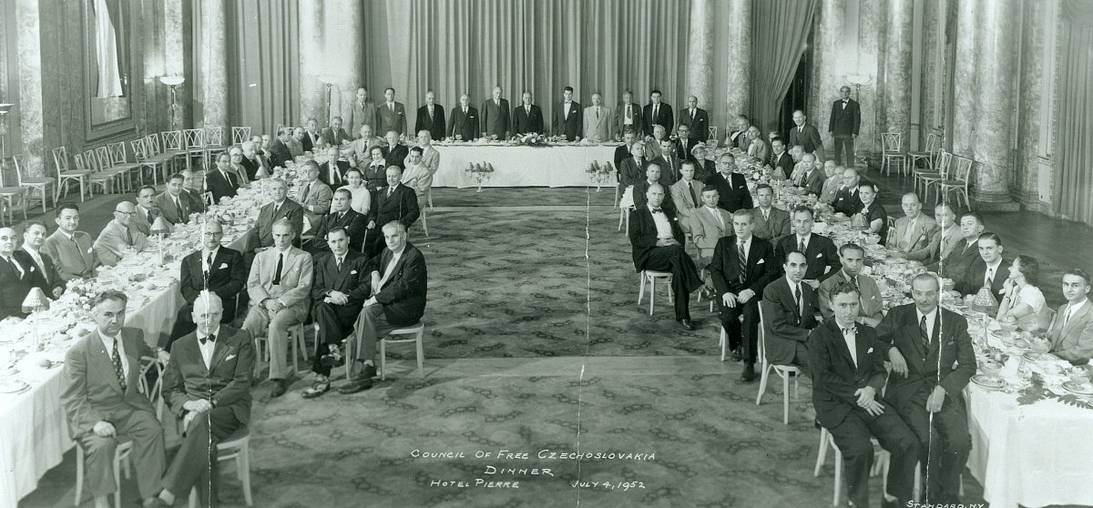 slavnostní zasedání Rady v New Yorku, červenec 1952.jpg