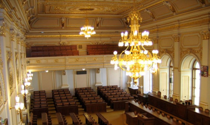 Co na to občan? Poslanec
je méně než&nbsp;uklízečka