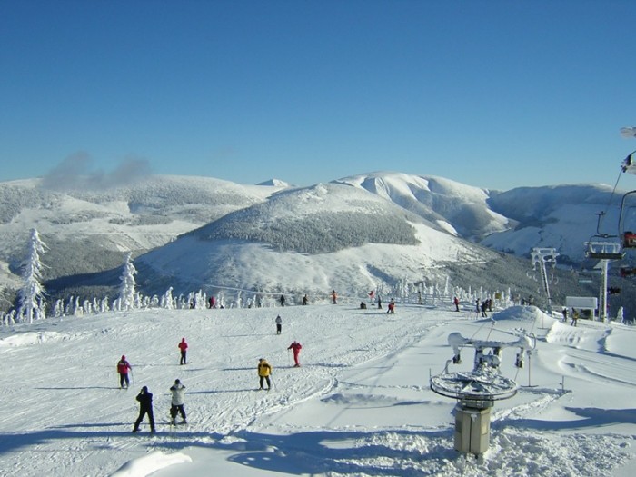 Lyžařské areály chtějí oslovit
starší generaci, nabízejí slevy