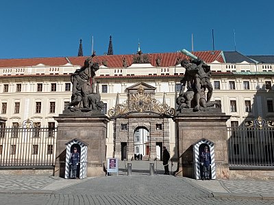 00-Matyášova brána