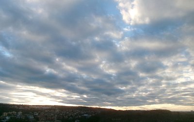 Zimní obloha nad Jinonicemi