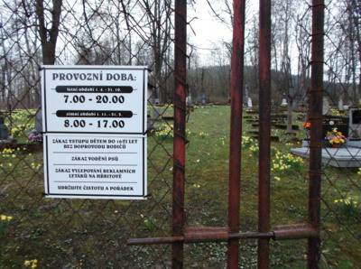 Hřbitůvek v Dolním Údolí