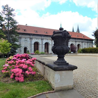 Pohled na Velkou míčovnu