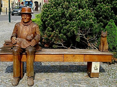 V Nymburce na lavičce