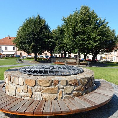 Studna na náměstí