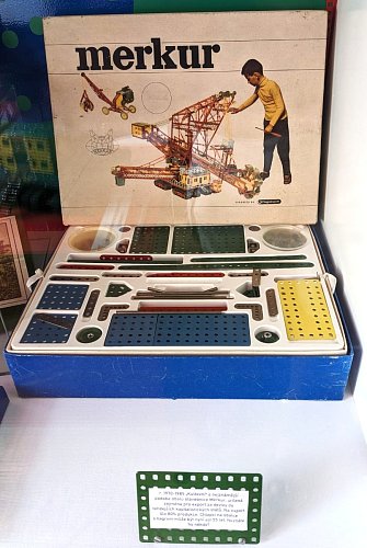 20-krabice-stavebnice-merkur.jpg