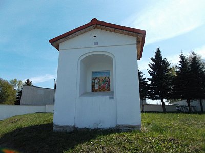 U silnice stojí Zastavení I