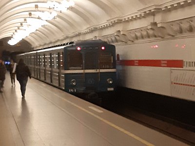 7-Přijíždí historie