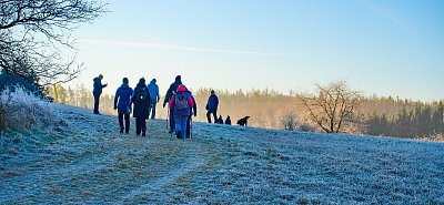 Pochod zimní krajinou