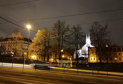 Tak tady se snad pohybuje nejenom objekt...