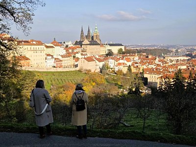 Ať mír dál zůstává...