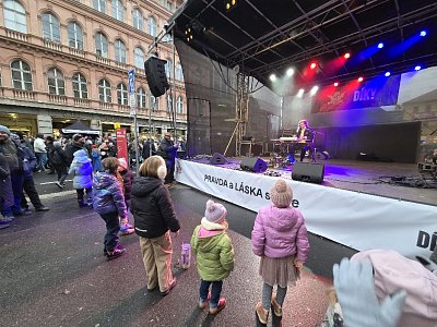 Momentky ze 17. listopadu v Praze