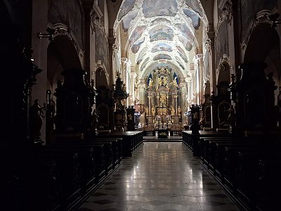 Probouzejí se Bazilika.....*