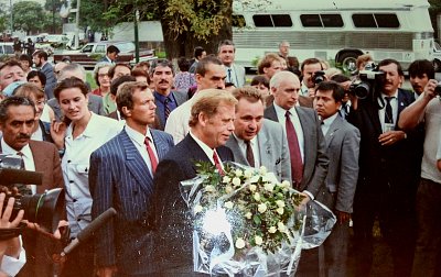 Vzpomínková... * (NESOUTĚŽNÍ)