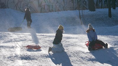 Sníh, slunce a radost