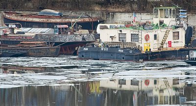 Tání v přístavu *