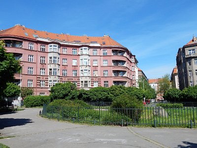 Škroupovo náměstí