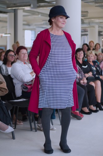 22 - parádní klobouk