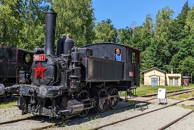24-autor-clanku-v-historicke-lokomotive.jpg