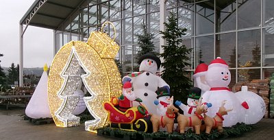 Račte vstoupit, už na vás čekají *