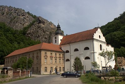 Sv. Jan pod Skalou
