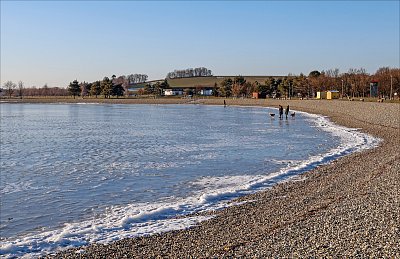 Klouzání na jezeře ...*