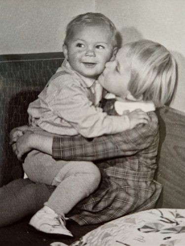 4.S milovaným bratříčkem.jpg