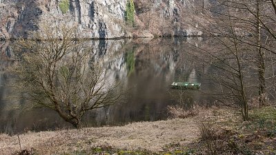 5 - Zákoutí s pramicí.