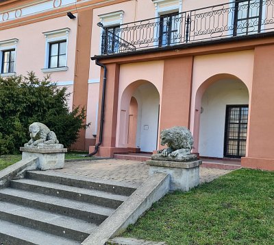 Dva podivní tvorové