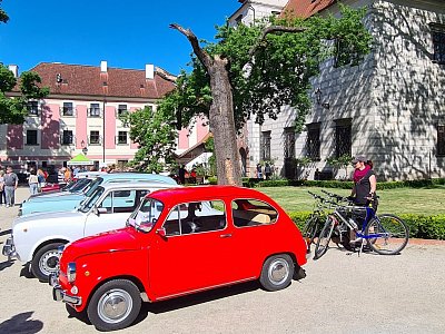 Červená pro ženské oči