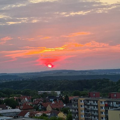Západ slunce z 12. poschodí
