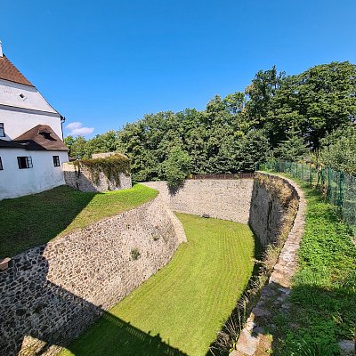 Hradní příkop