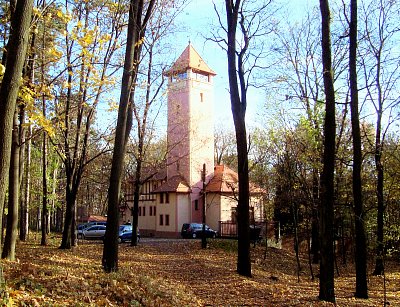 Restaurace Legenda s rozhlednou na litoměřické Mostné hoře