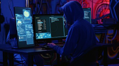 Skutečná tvář hackerských útoků: jaké jsou v roce 2025 ty nejčastější