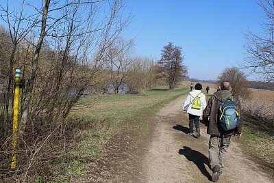 Po zelené vedle řeky Moravy