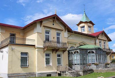 Kulturní dům nedaleko nádraží