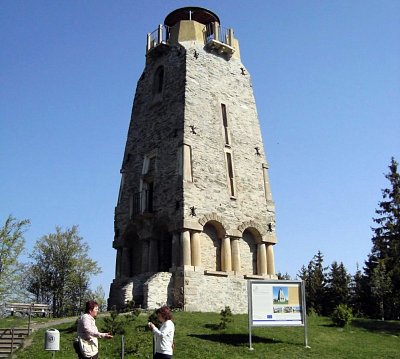 Bismarckova rozhledna na Zelené hoře. *-