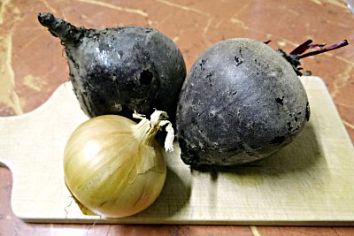 Salát z červené řepy