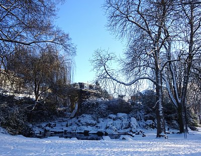 Jezírko v parku Podviní