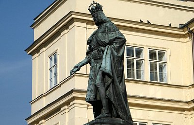 Karel IV., jedenáctý král český, měl jedenáct dětí se čtyřmi manželkami