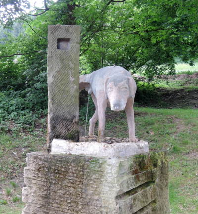 Čůrající pejsek v Kryštofově údoli