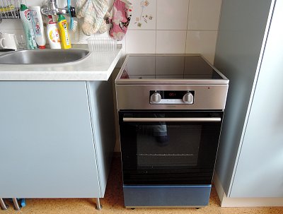 Moje nové pracoviště v kuchyni - nový sporák*