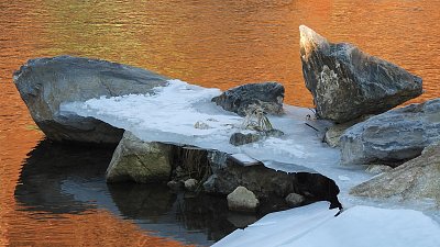 Kameny na řece Bělé