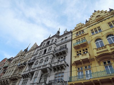 Fasády na Jiráskově nábřeží