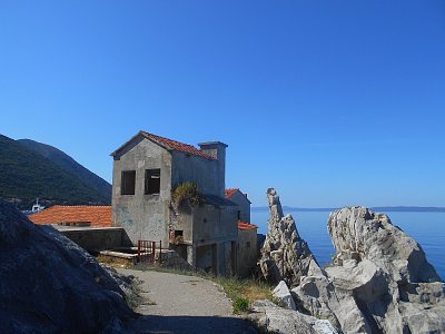 bývalá továrna na zpracování ryb