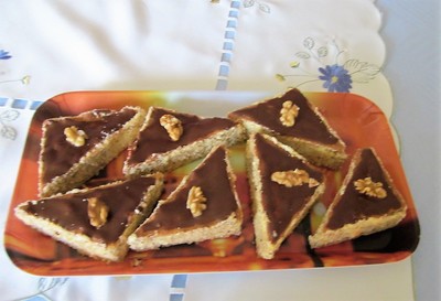 Ořechové trojúhelníčky