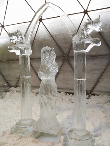 Sochy v druhé polokouli