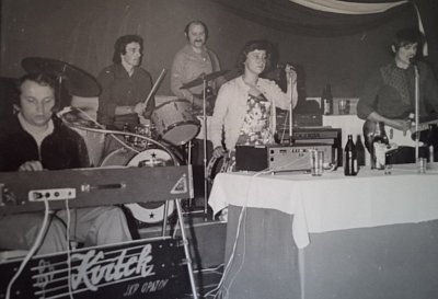 O tom, jak jsem za komančů hrával bigbít